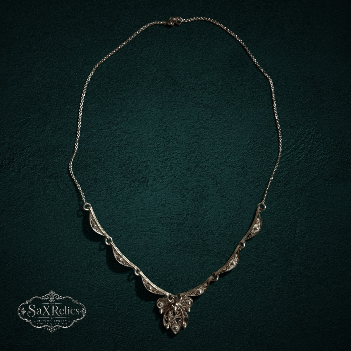 Puntilla — Sterling Silver Filigree Statement Necklace (925)