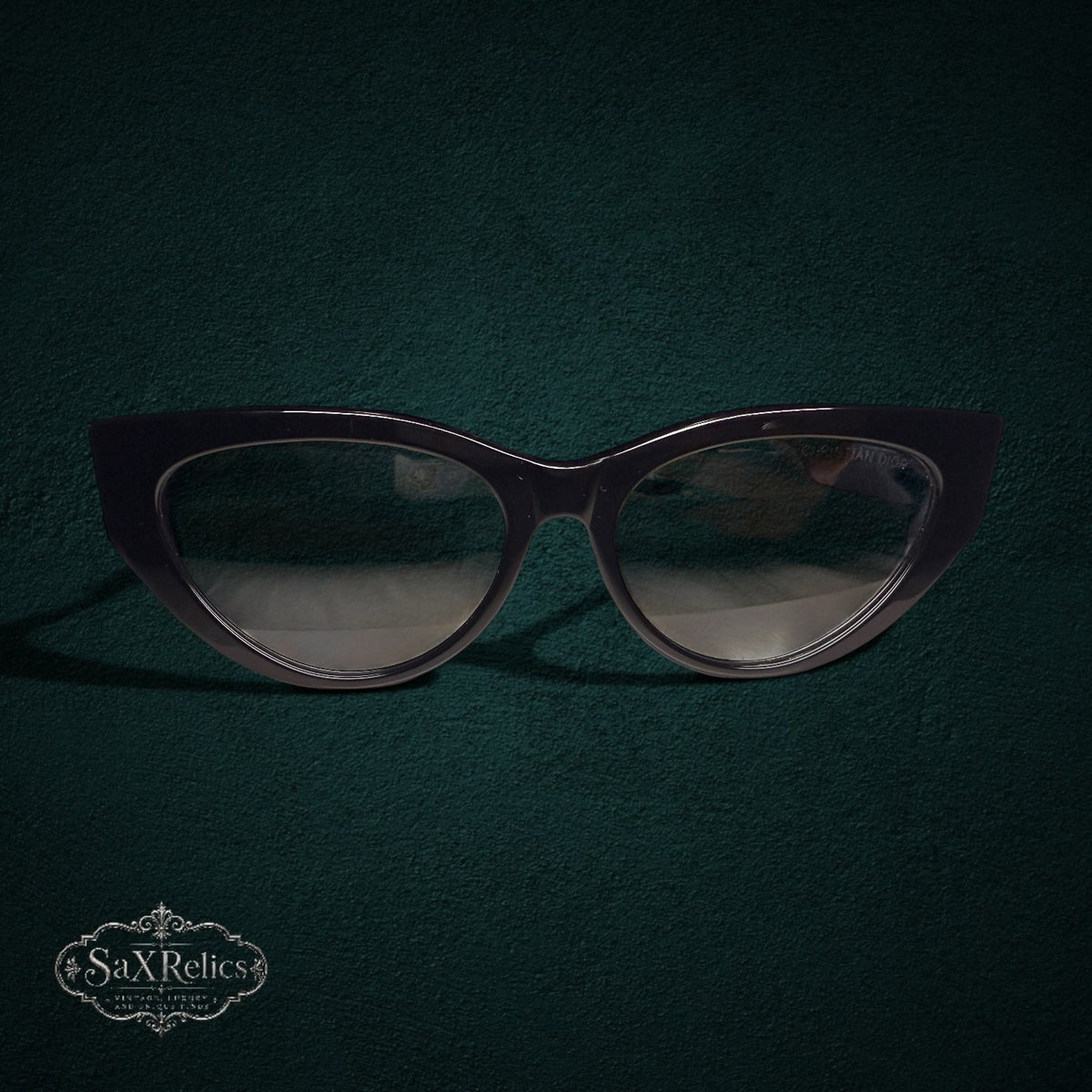 My Store Christian Dior Resille B1F black cat-eye sunglasses with elegant metallic temple detailing