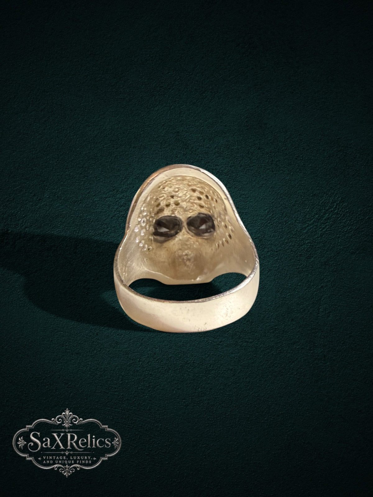 Calavera sterling silver skull ring, side detail