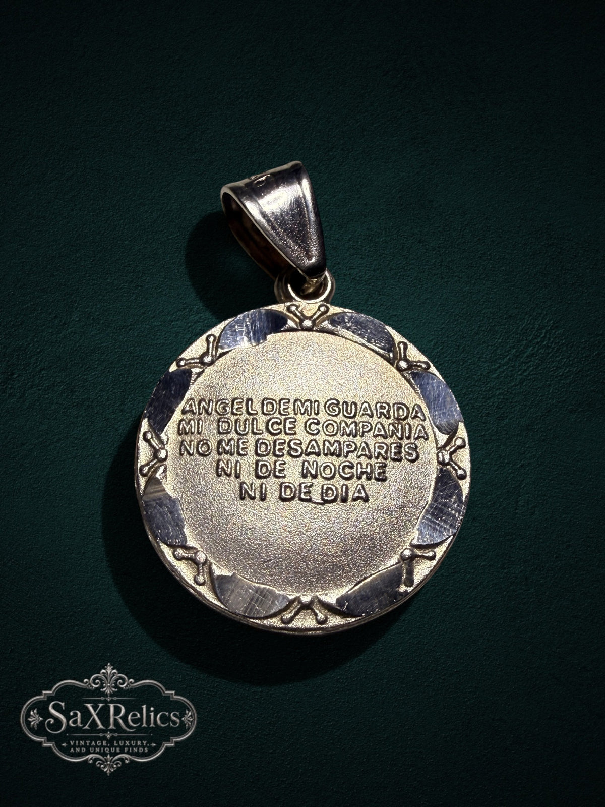 Custodio sterling silver Guardian Angel medallion, reverse with engraved Spanish prayer