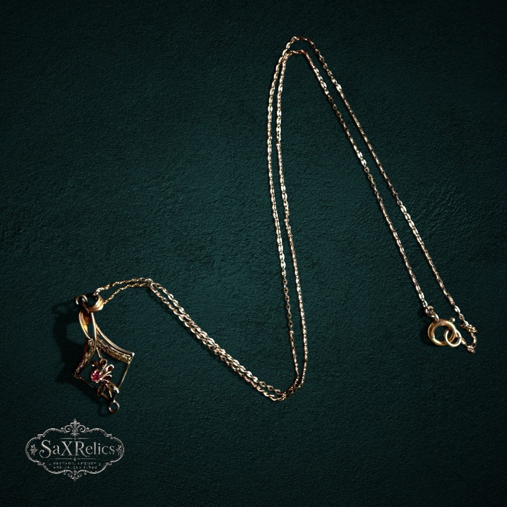 SaX Relics — Pétalo 12K gold fill floral pendant on its fine gold-fill chain.